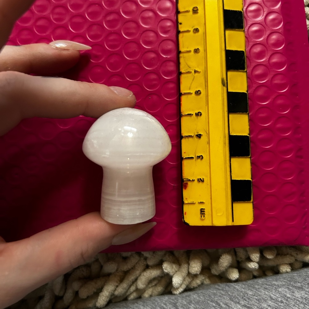 Rose quarts Mushroom